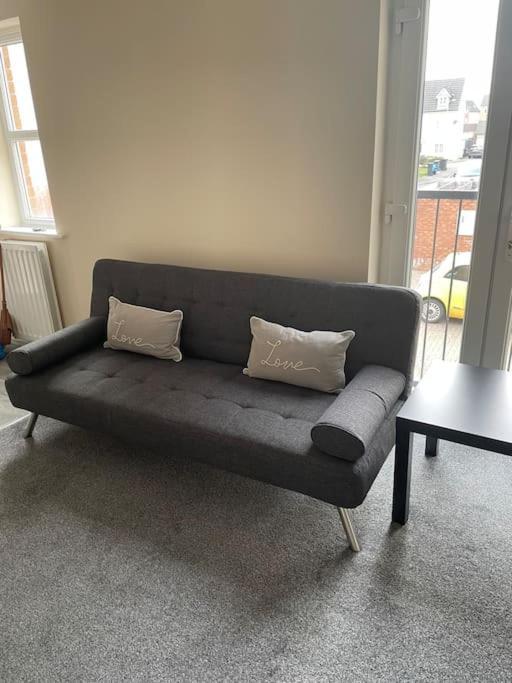 Lovely 1 Bedroom Studio Apartment - Merthyr Tydfil Exteriér fotografie