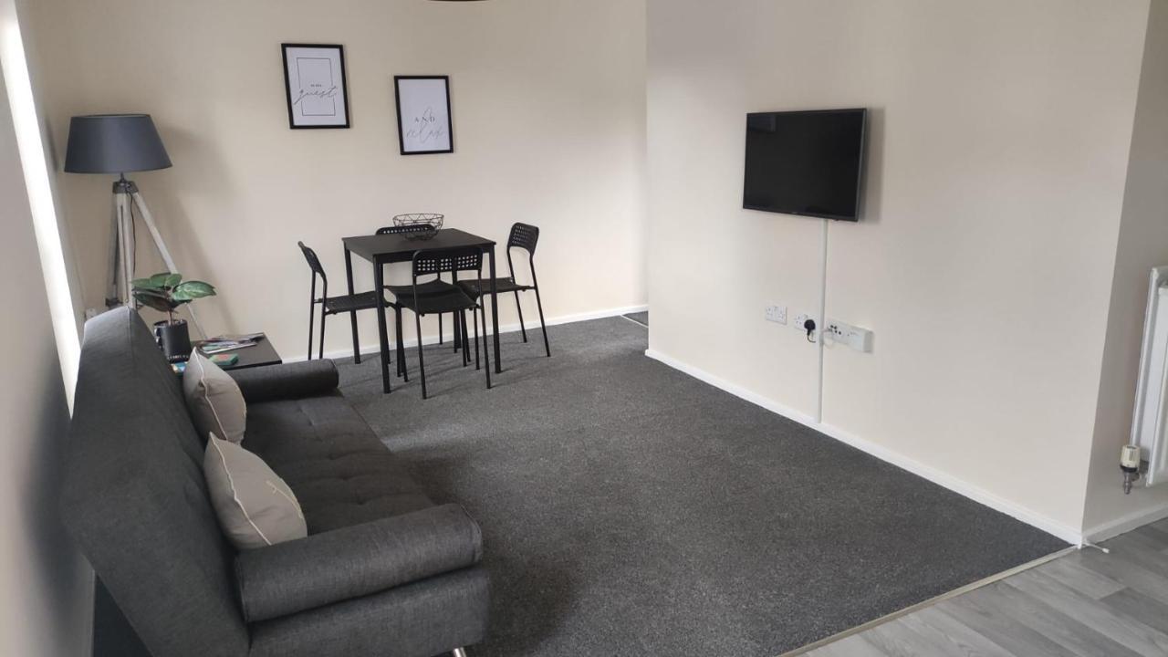 Lovely 1 Bedroom Studio Apartment - Merthyr Tydfil Exteriér fotografie